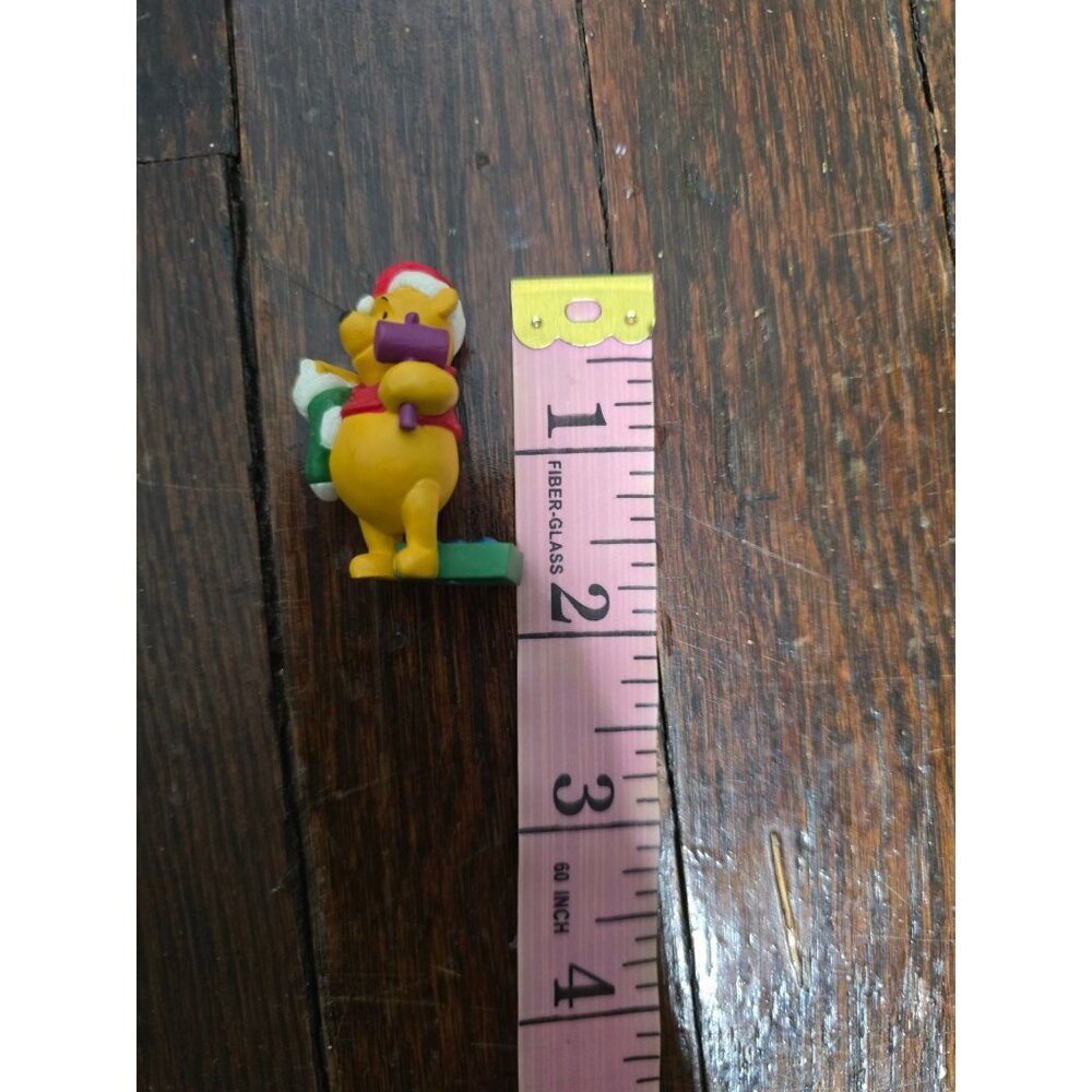 Winnie the Pooh Figurine Merry Miniatures Christmas for Pooh's House Vintage 199 - Picture 6 of 11